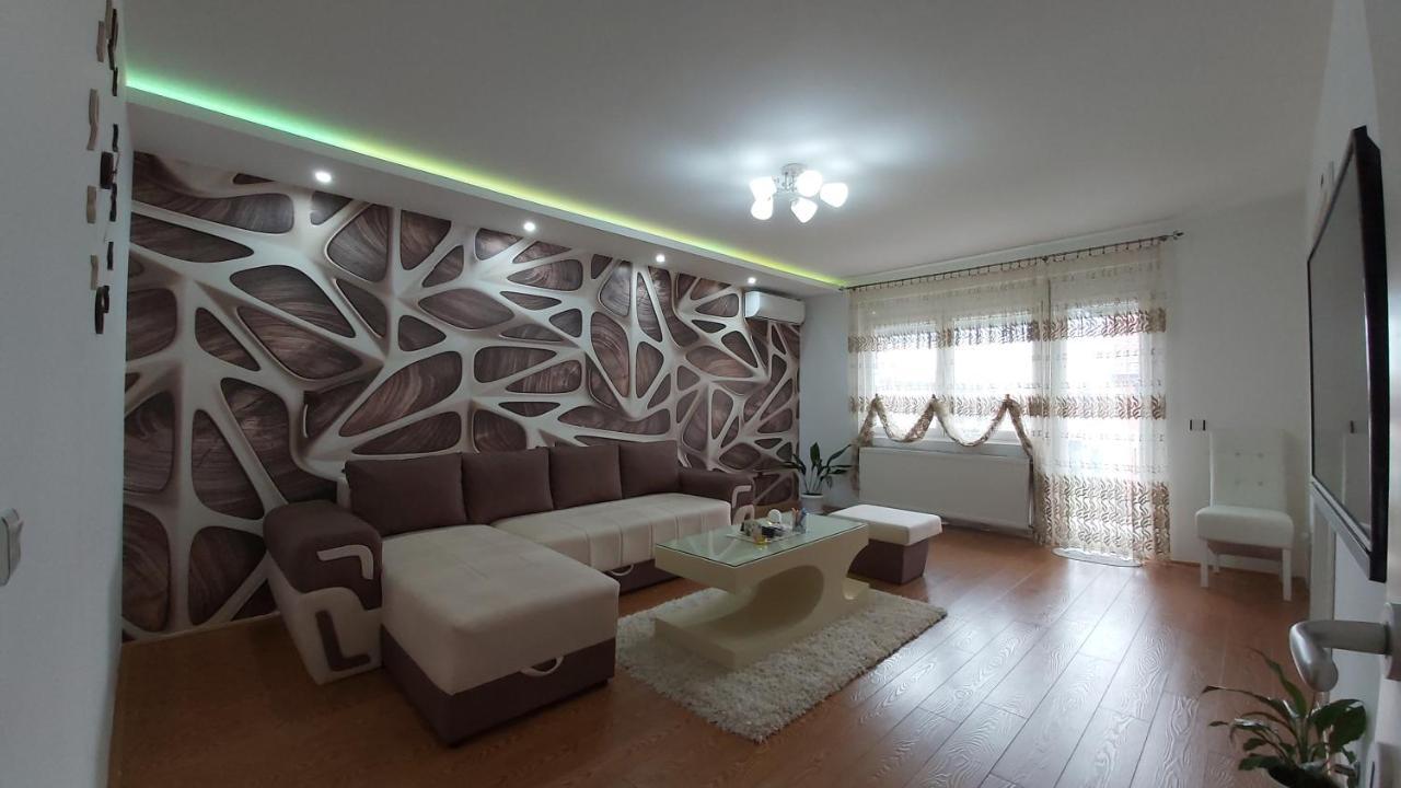 Ferienwohnung Exclusive Paraćin Exterior foto
